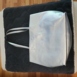 SILVER TOTE